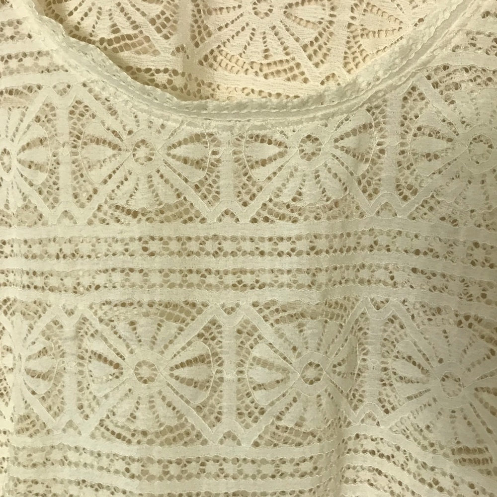 American Eagle Short Sleeve Lace Top - Picture 2 of 6